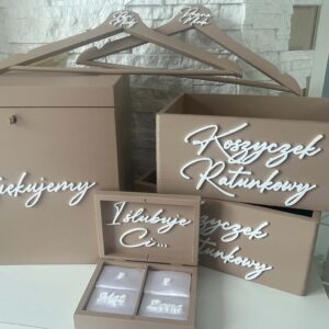 Elegancki zestaw dodatków ślubnych cappuccino
